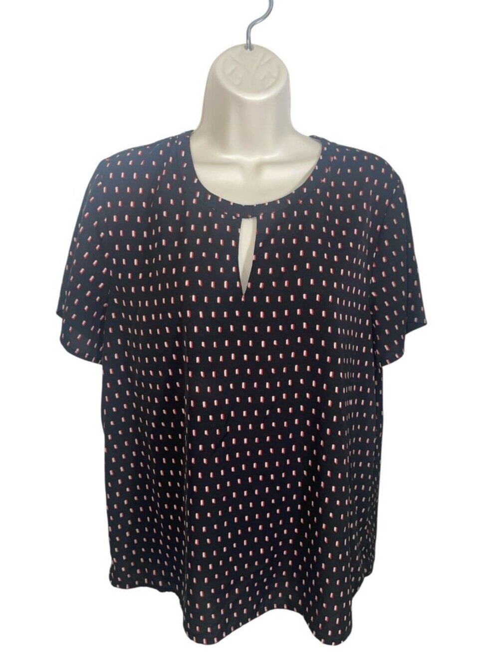 MONDAY FUN Women's Size Medium Black Printed Blouse Keyhole Neck and Back